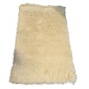 Elegant Cream Sheepskin Genuine Wool Rug 3x5 nuloom Flokati